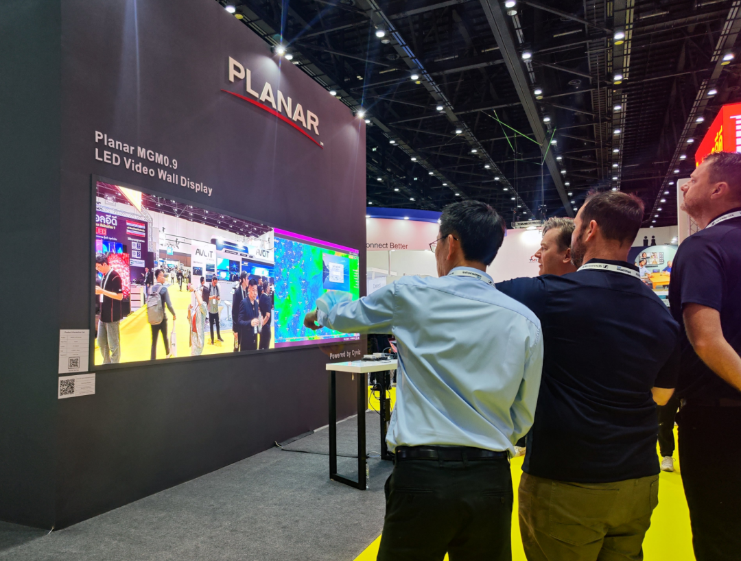 InfoComm Asia | 新利luckPlanar全球首发第四代Micro LED智能一体机